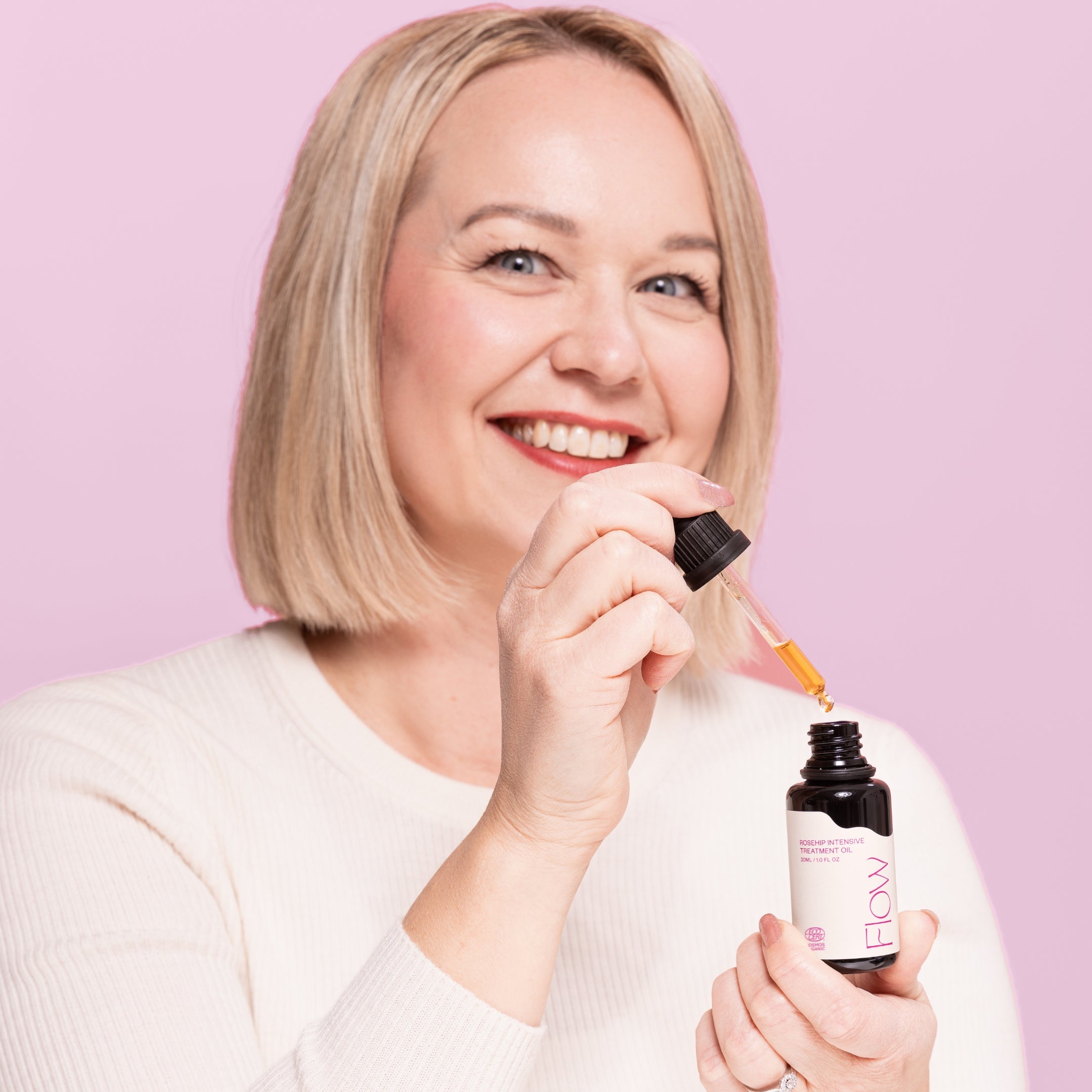 Rosehip Oil ruusunmarjaöljy herkälle ja haasteelliselle iholle